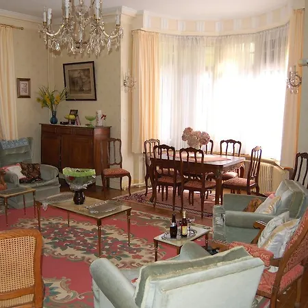 Les Genets Bed and breakfast 3*