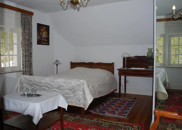 Les Genêts Hatrival